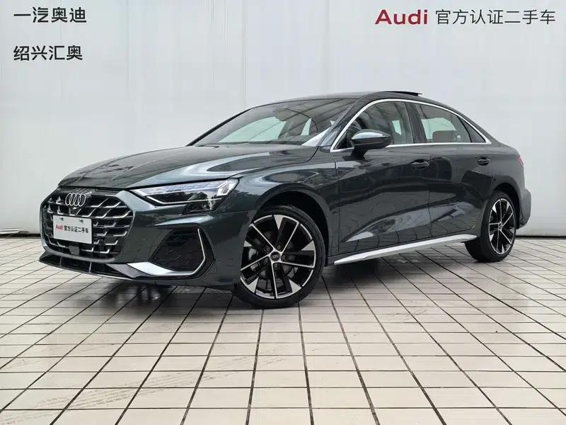 Audi A3 2025 A3L Limousine 35 TFSI Flying Spur Luxury Edition — миниатюра 1