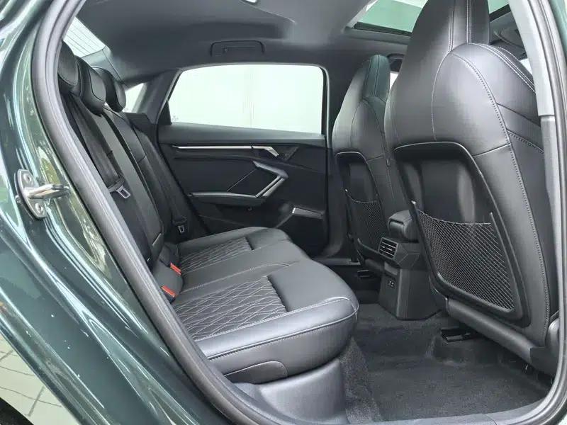 Audi A3 2025 A3L Limousine 35 TFSI Flying Spur Luxury Edition — миниатюра 11