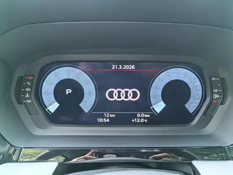 Audi A3 2025 A3L Limousine 35 TFSI Flying Spur Luxury Edition — миниатюра 9