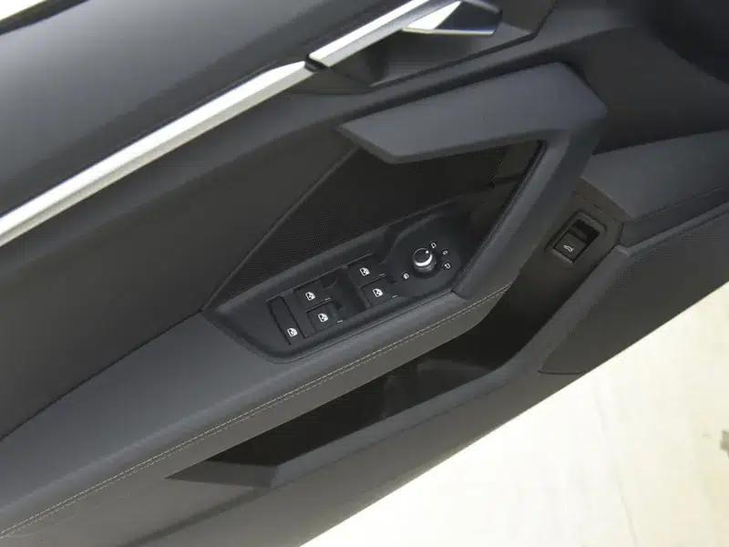 Audi A3 2021 A3L Limousine 35 TFSI Fashionable Elegant Model — миниатюра 15