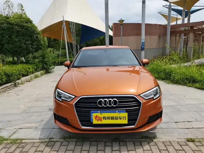 Audi A3 2018 30th Anniversary Edition Sportback 35 TFSI Progressive — миниатюра 2