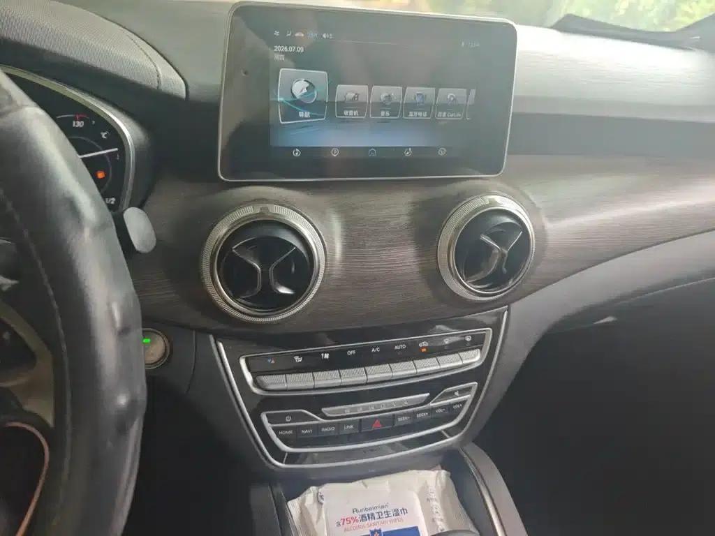 2018 Senova D50 1.5L Manual Premium Intelligent Driving Edition — миниатюра 14