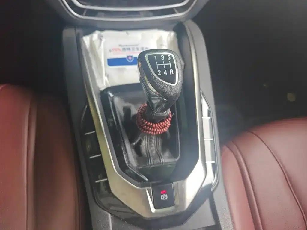 2018 Senova D50 1.5L Manual Premium Intelligent Driving Edition — миниатюра 15
