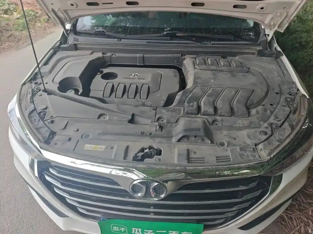 2018 Senova D50 1.5L Manual Premium Intelligent Driving Edition — миниатюра 21