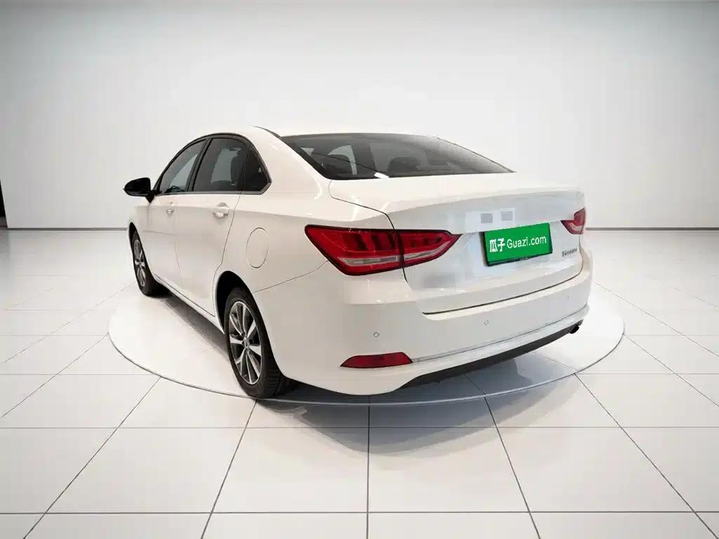 2018 Senova D50 1.5L Manual Premium Intelligent Driving Edition — миниатюра 4