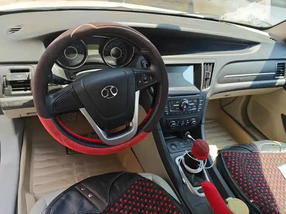 2014 Senova D50 1.5L Manual Comfort Edition — миниатюра 12