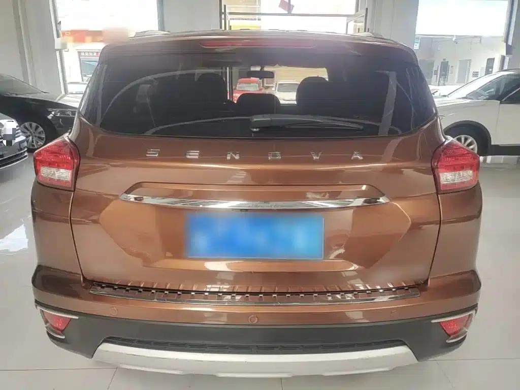 2016 Senova X35 1.5L Automatic Deluxe Edition — миниатюра 6