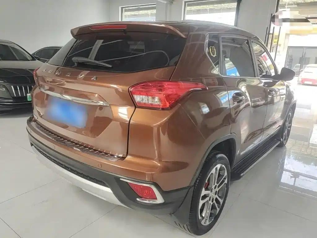 2016 Senova X35 1.5L Automatic Deluxe Edition — миниатюра 7