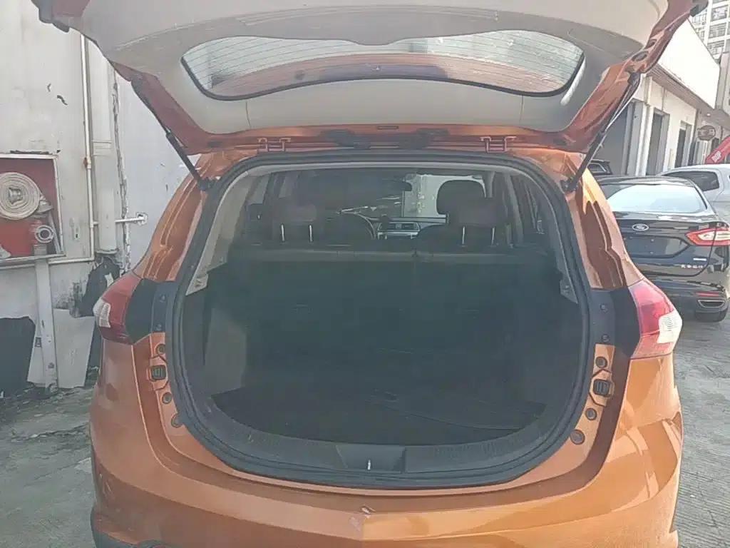 2015 Senova X65 2.0T Automatic Elite — миниатюра 19