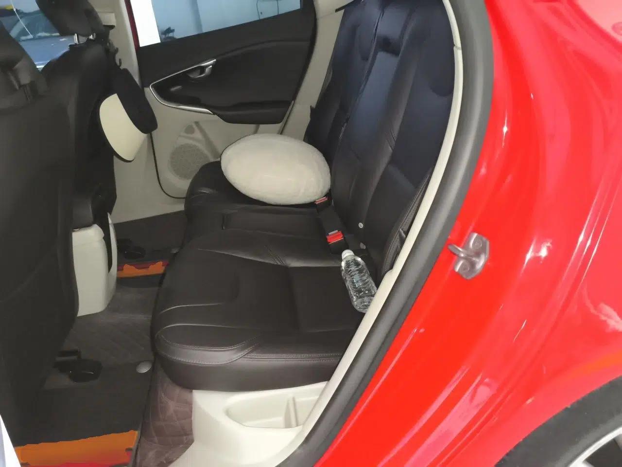Volvo V40 2014 2.0T Zhiya Edition — миниатюра 17