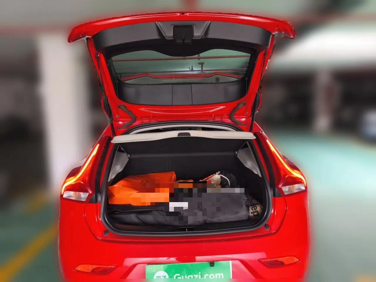 Volvo V40 2014 2.0T Zhiya Edition — миниатюра 19