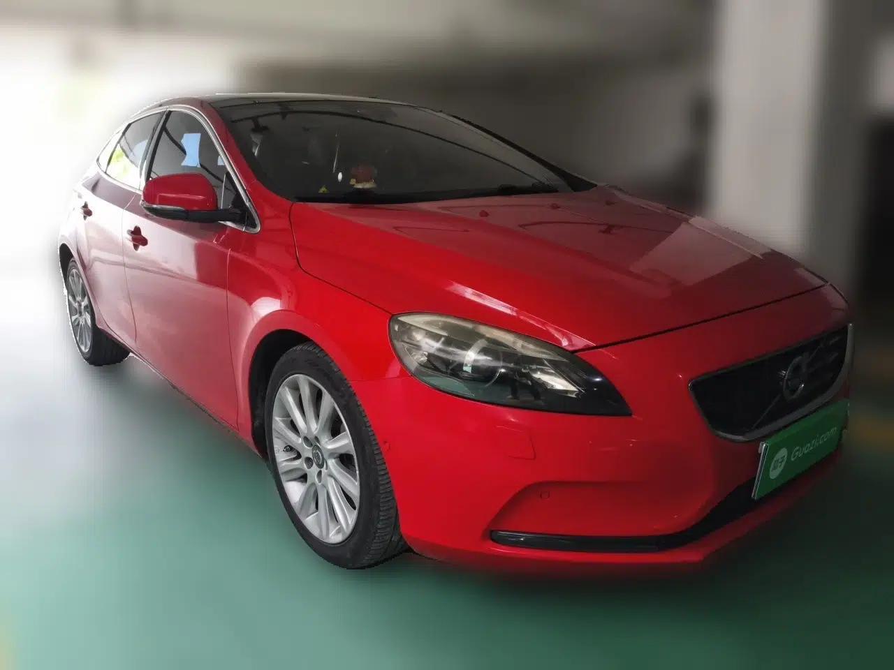 Volvo V40 2014 2.0T Zhiya Edition — миниатюра 3