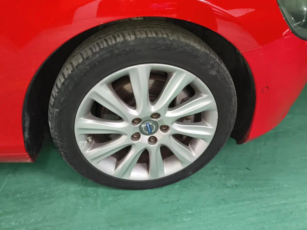 Volvo V40 2014 2.0T Zhiya Edition — миниатюра 8