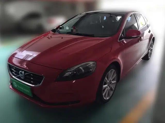 Volvo V40 2014 2.0T Zhiya Edition