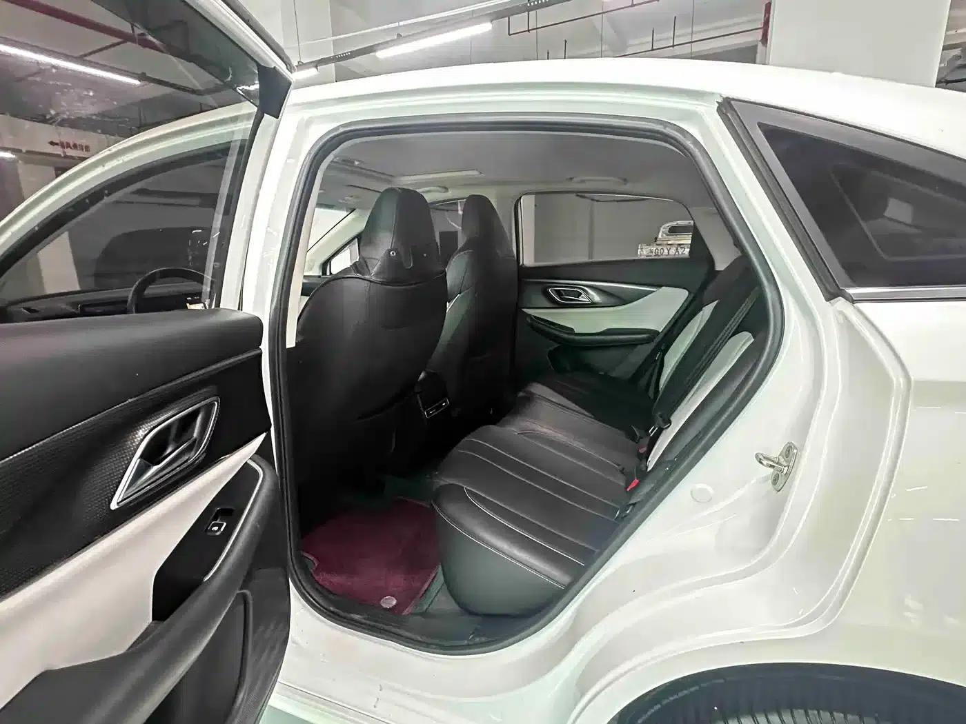 Beijing EU5 PLUS 2023 R600 Premium Edition — миниатюра 11