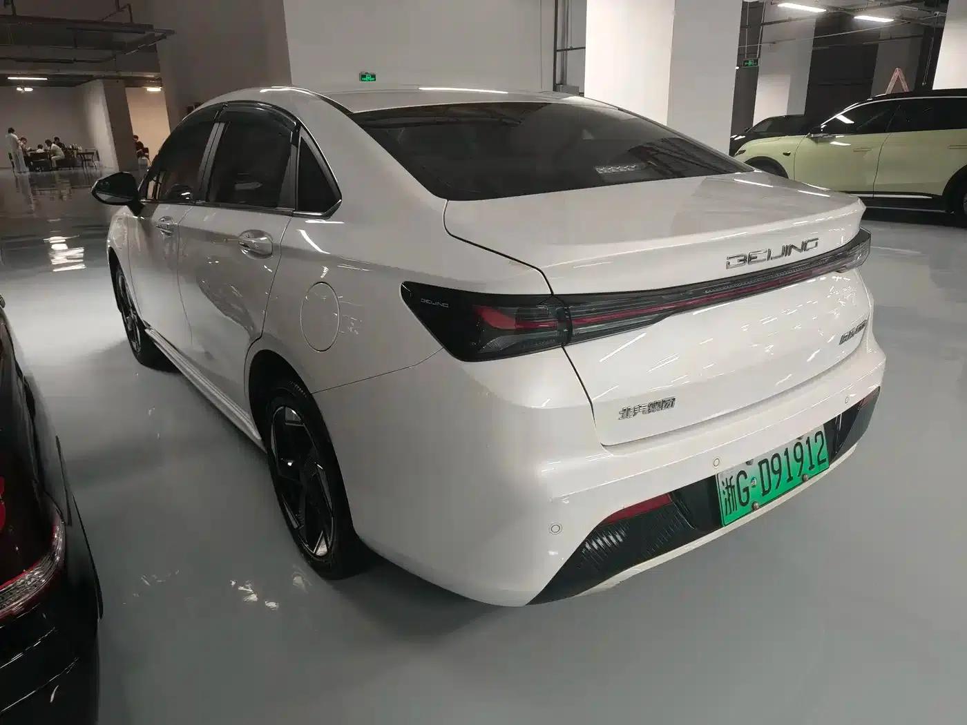 Beijing EU5 PLUS 2023 R600 Premium Edition — миниатюра 14
