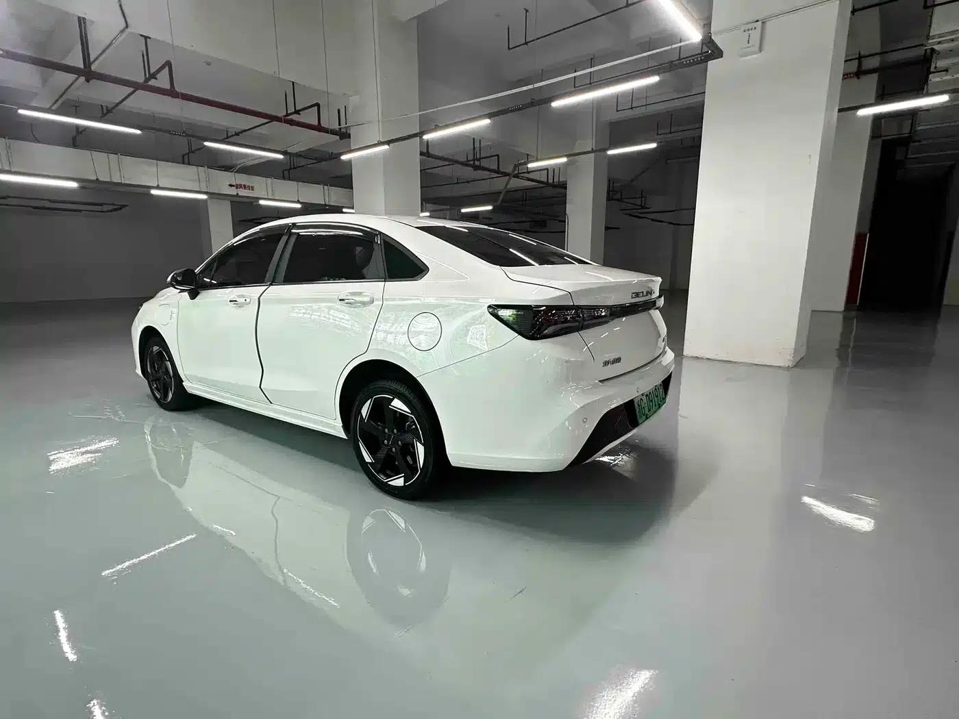 Beijing EU5 PLUS 2023 R600 Premium Edition — миниатюра 4