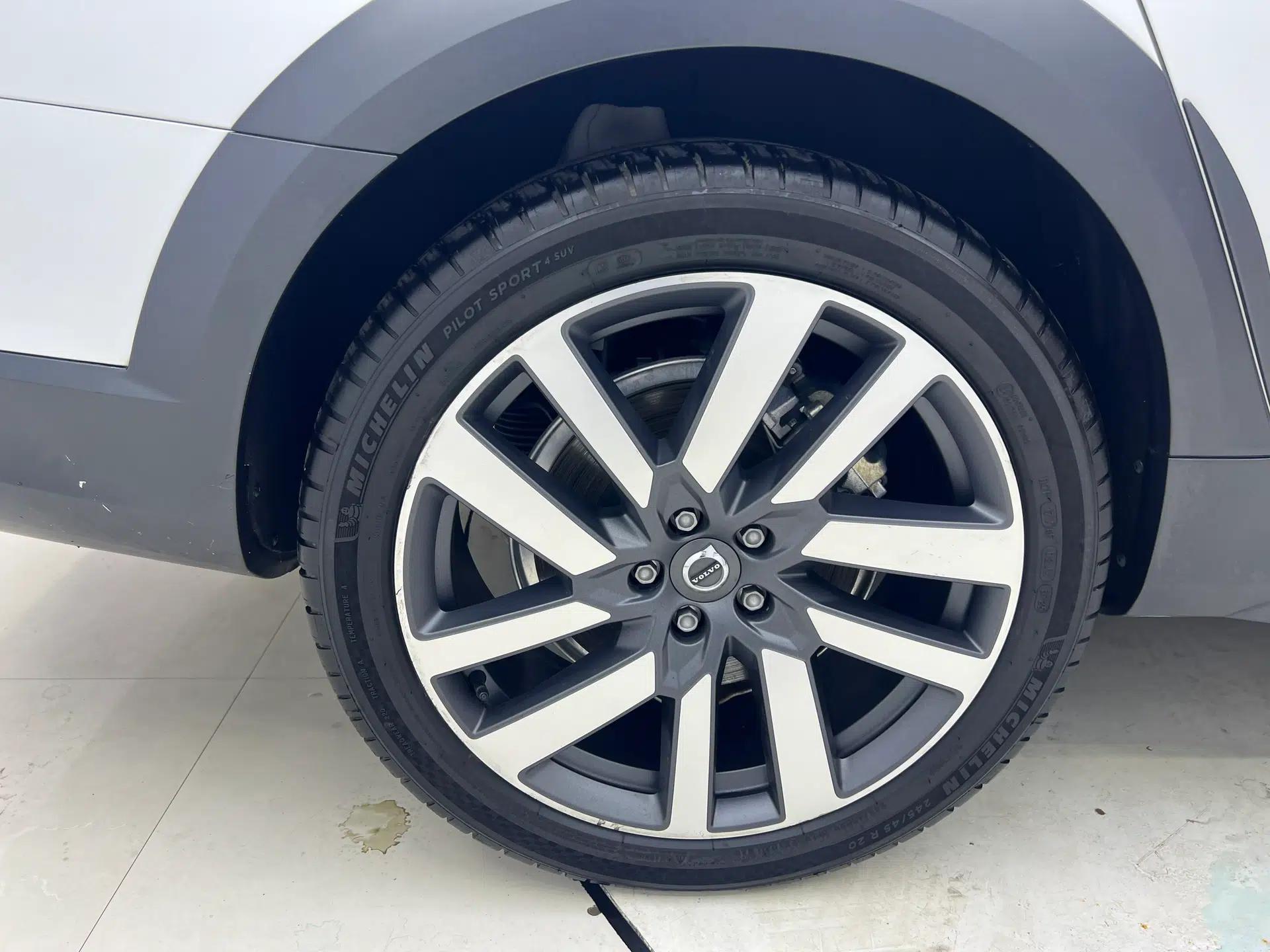 Volvo V90 2021 Cross Country B5 AWD Prestige Edition — миниатюра 8