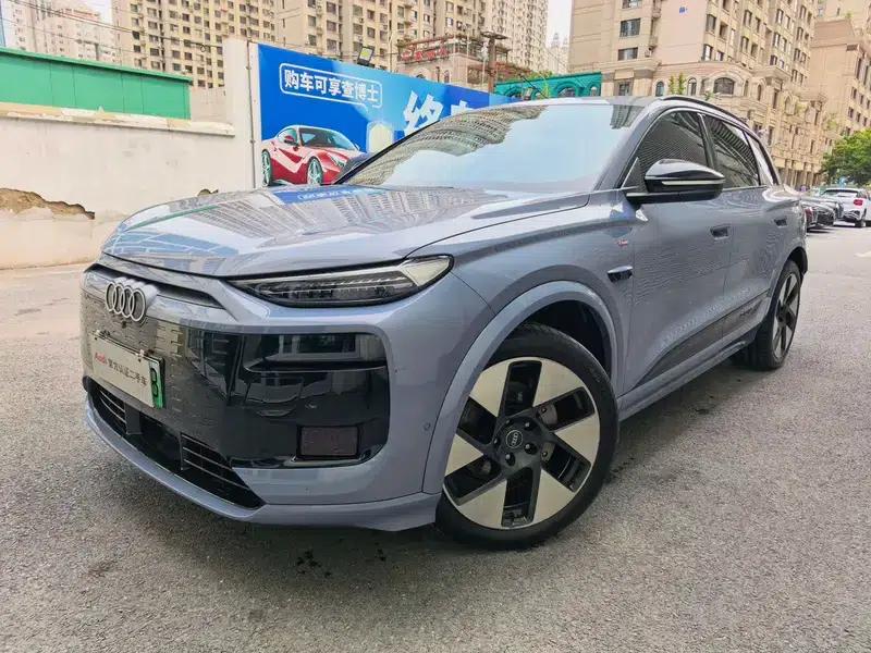 Audi Q6L e-tron 2026 First Edition — миниатюра 1
