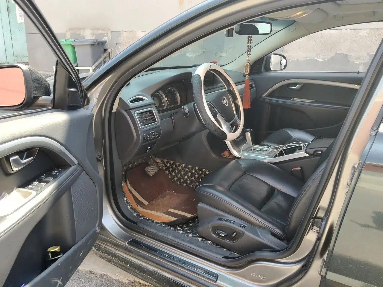 Volvo S80L 2012 2.0T T5 Luxury Edition — миниатюра 16