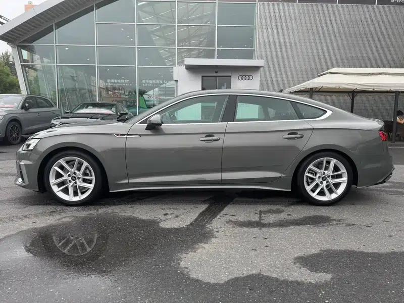 Audi A5 2024 Sportback 40 TFSI Fashion Dynamic Edition — миниатюра 3