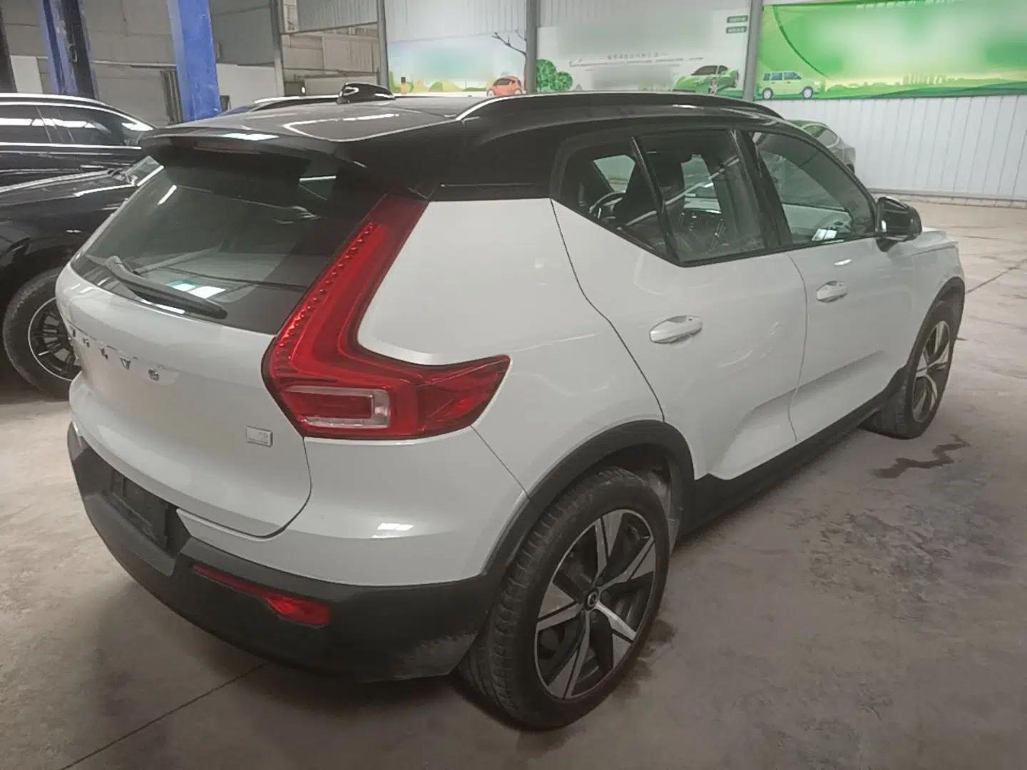 Volvo XC40 New Energy 2021 P8 Pure Electric All-Wheel Drive Smart Luxury Sport Edition — миниатюра 6