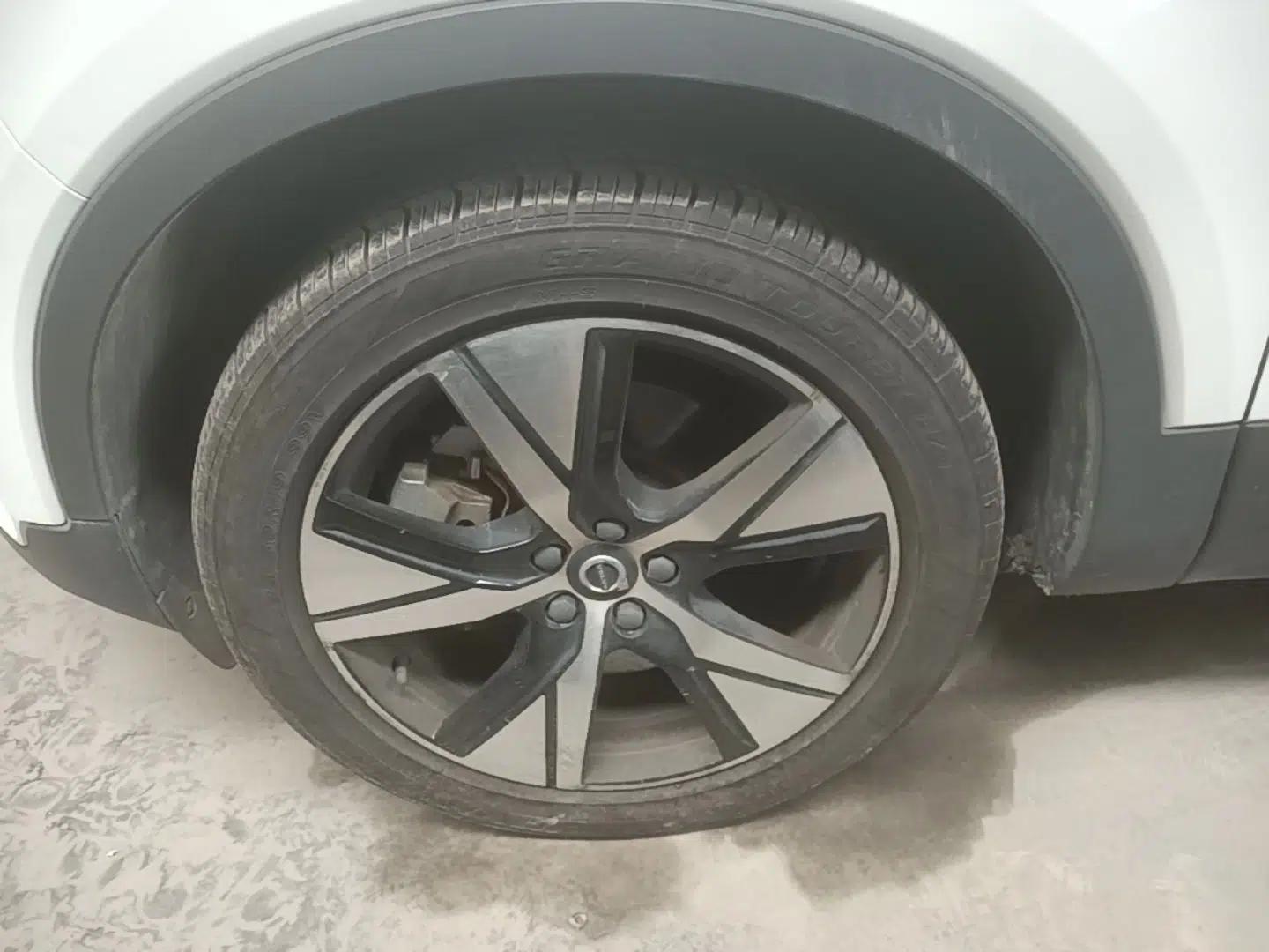 Volvo XC40 New Energy 2021 P8 Pure Electric All-Wheel Drive Smart Luxury Sport Edition — миниатюра 10