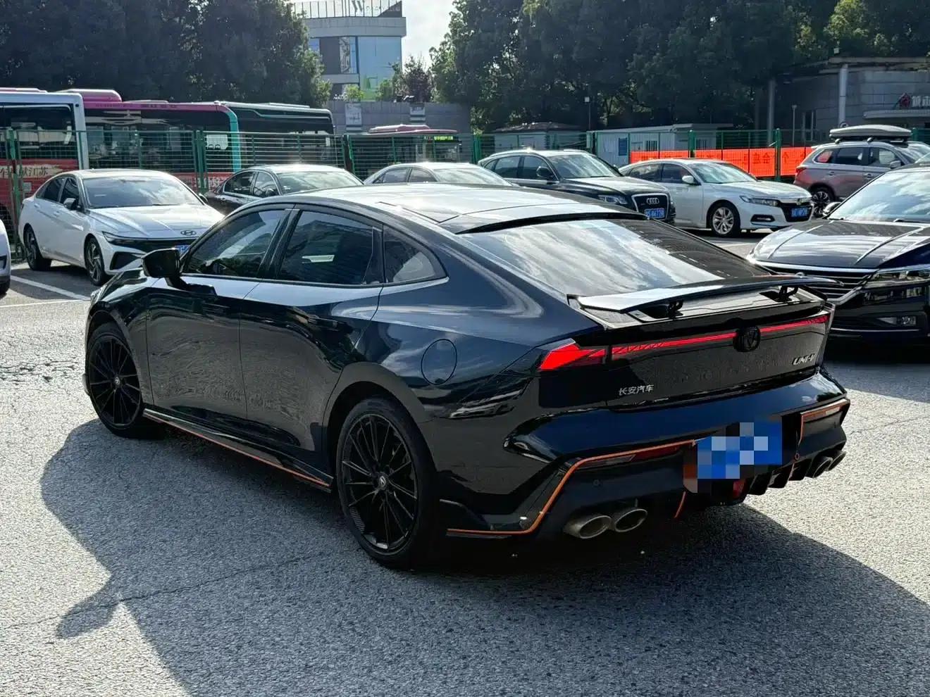 Changan UNI-V 2022 1.5T Sport Edition — миниатюра 5