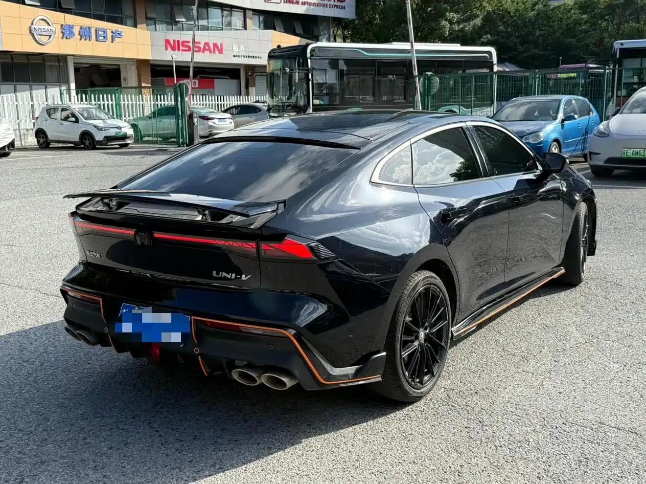 Changan UNI-V 2022 1.5T Sport Edition — миниатюра 6