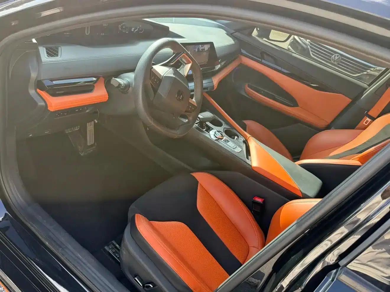 Changan UNI-V 2022 1.5T Sport Edition — миниатюра 7
