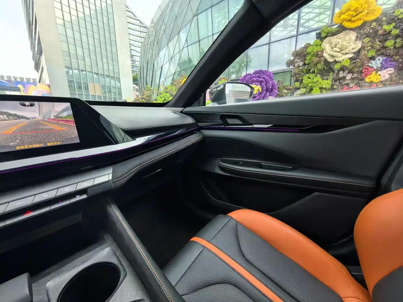 Changan UNI-V 2024 2.0T Classic Sport — миниатюра 11