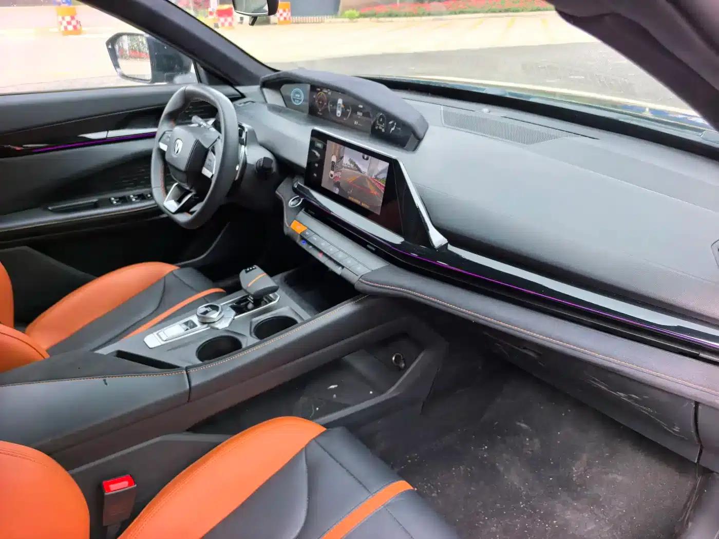 Changan UNI-V 2024 2.0T Classic Sport — миниатюра 7