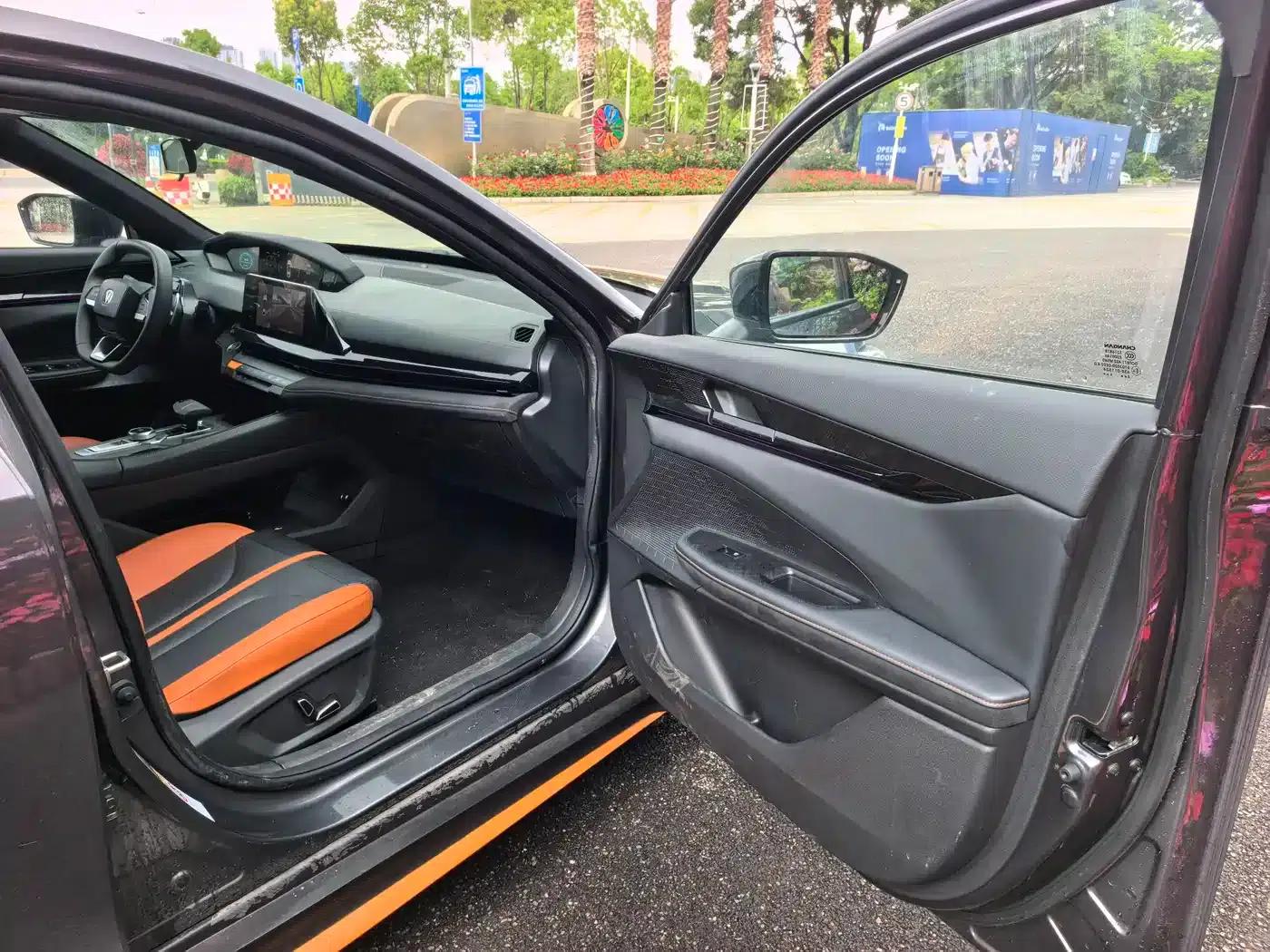 Changan UNI-V 2024 2.0T Classic Sport — миниатюра 8