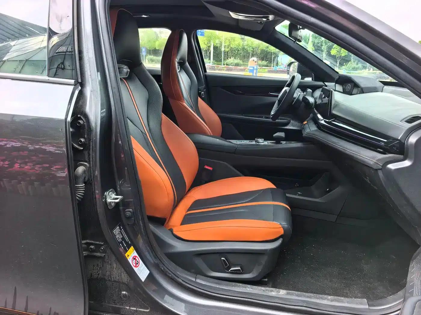 Changan UNI-V 2024 2.0T Classic Sport — миниатюра 9