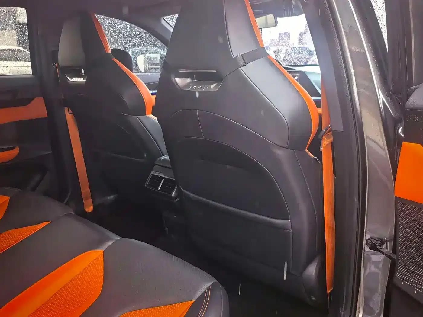 Changan UNI-V 2022 1.5T Sport Edition — миниатюра 18