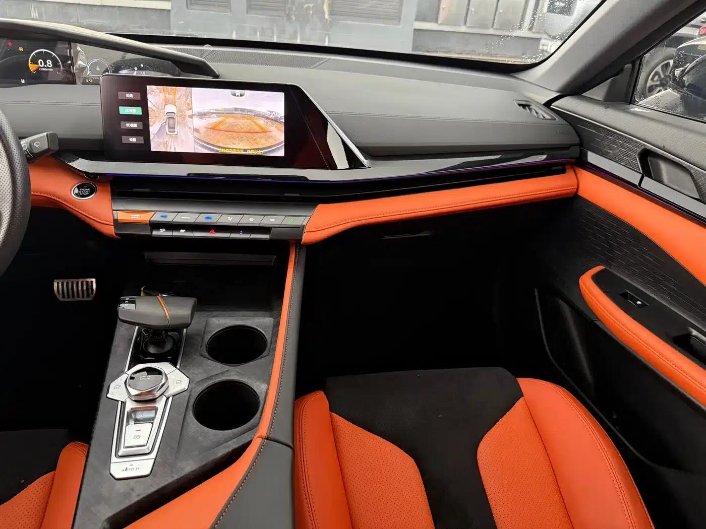 Changan UNI-V 2023 1.5T Sport Edition — миниатюра 7