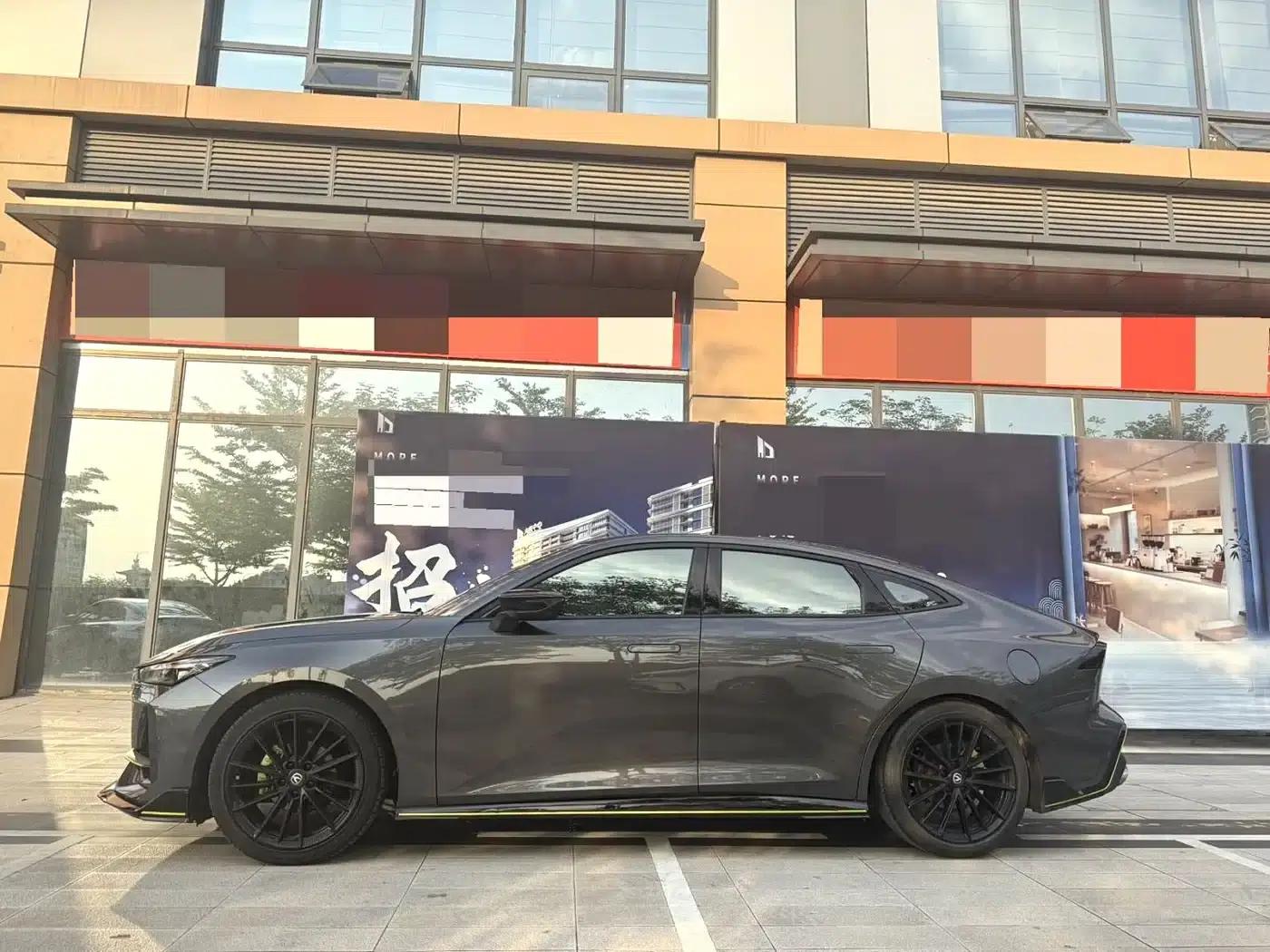 Changan UNI-V 2022 1.5T Sport Edition — миниатюра 3