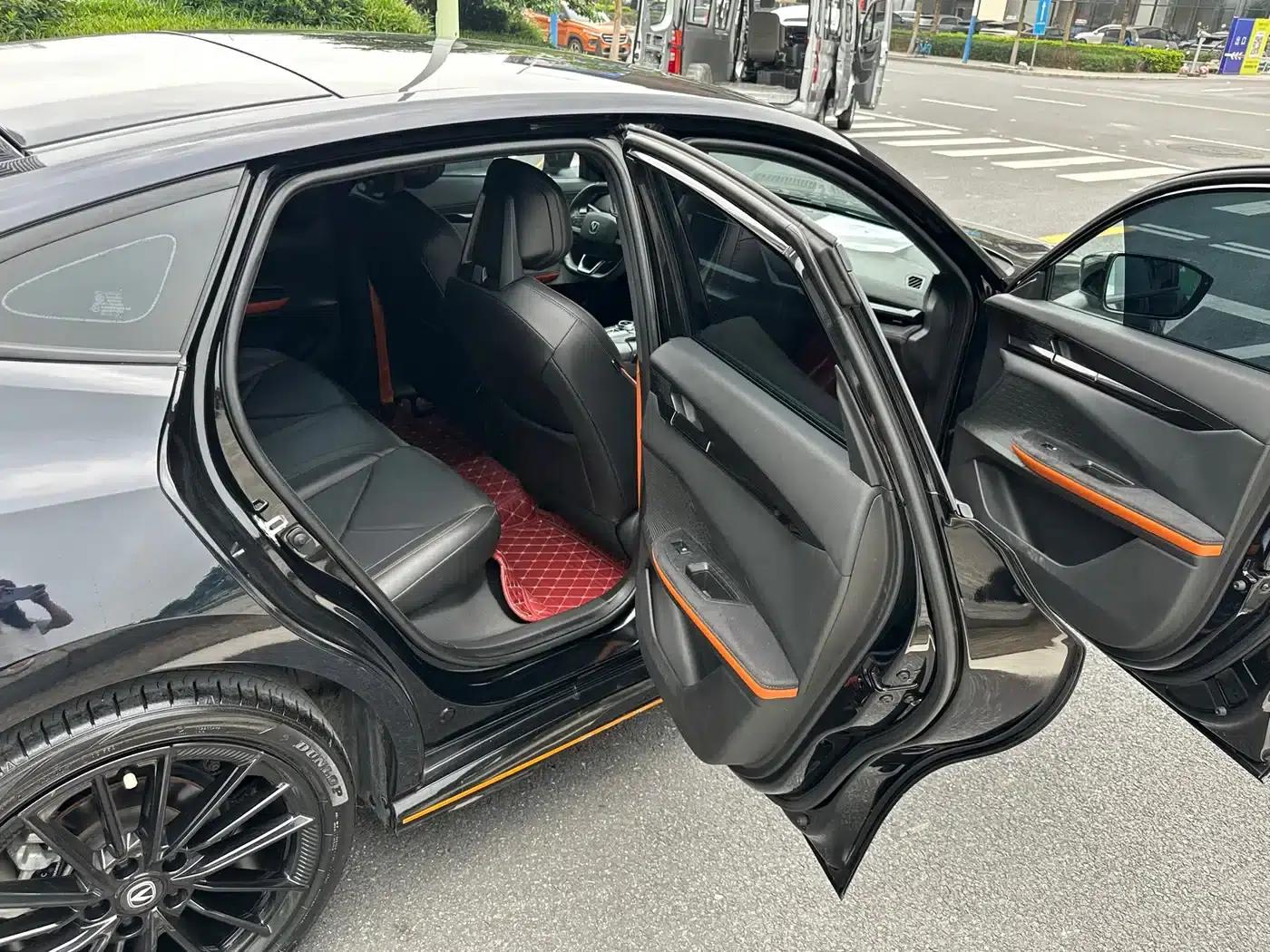Changan UNI-V 2022 1.5T Sport Edition — миниатюра 11