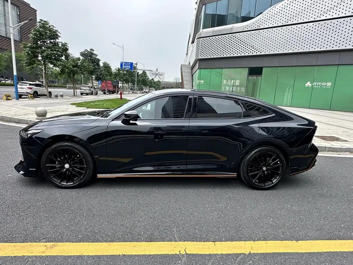 Changan UNI-V 2022 1.5T Sport Edition — миниатюра 12