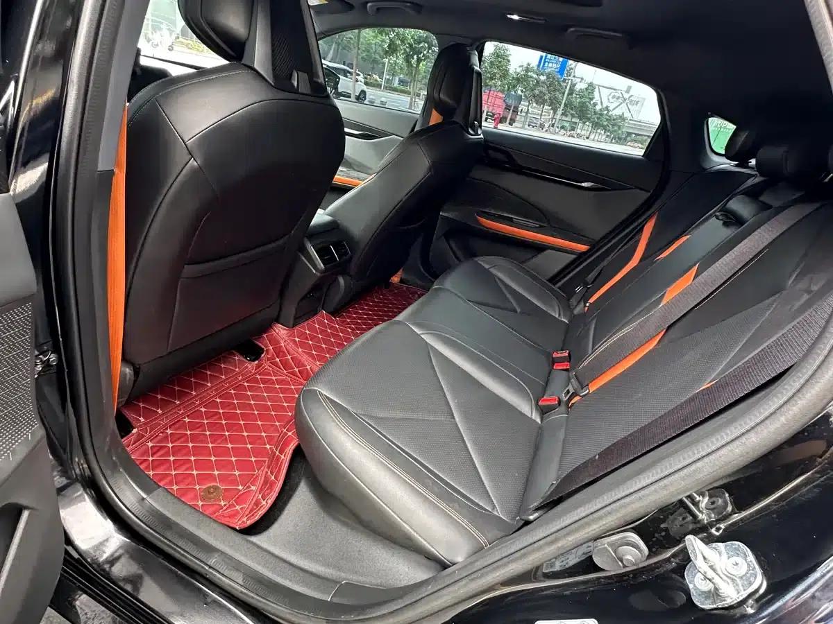 Changan UNI-V 2022 1.5T Sport Edition — миниатюра 6