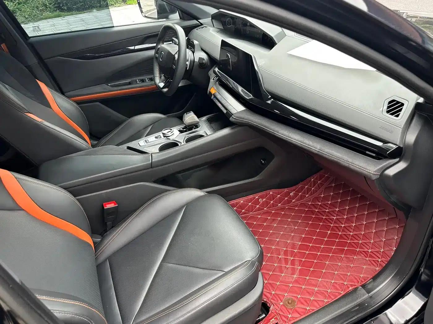 Changan UNI-V 2022 1.5T Sport Edition — миниатюра 9