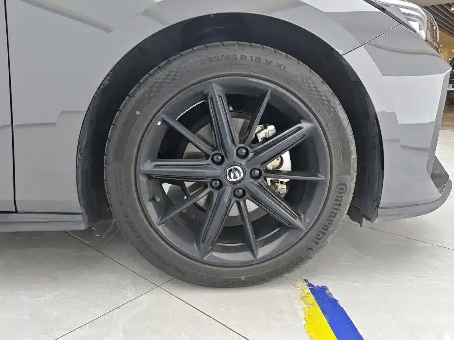 Changan UNI-V 2024 1.5T High-Performance Edition — миниатюра 6