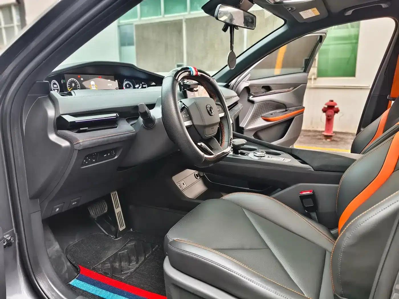 Changan UNI-V 2022 1.5T Sport Edition — миниатюра 11