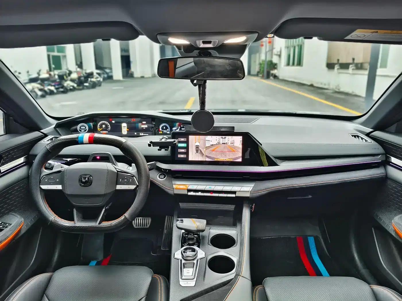 Changan UNI-V 2022 1.5T Sport Edition — миниатюра 5