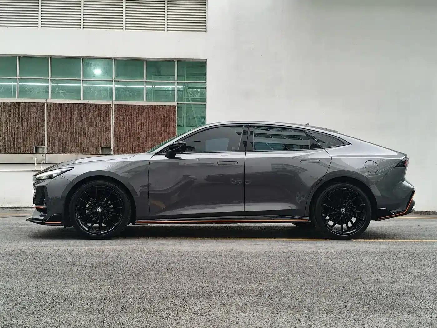 Changan UNI-V 2022 1.5T Sport Edition — миниатюра 8