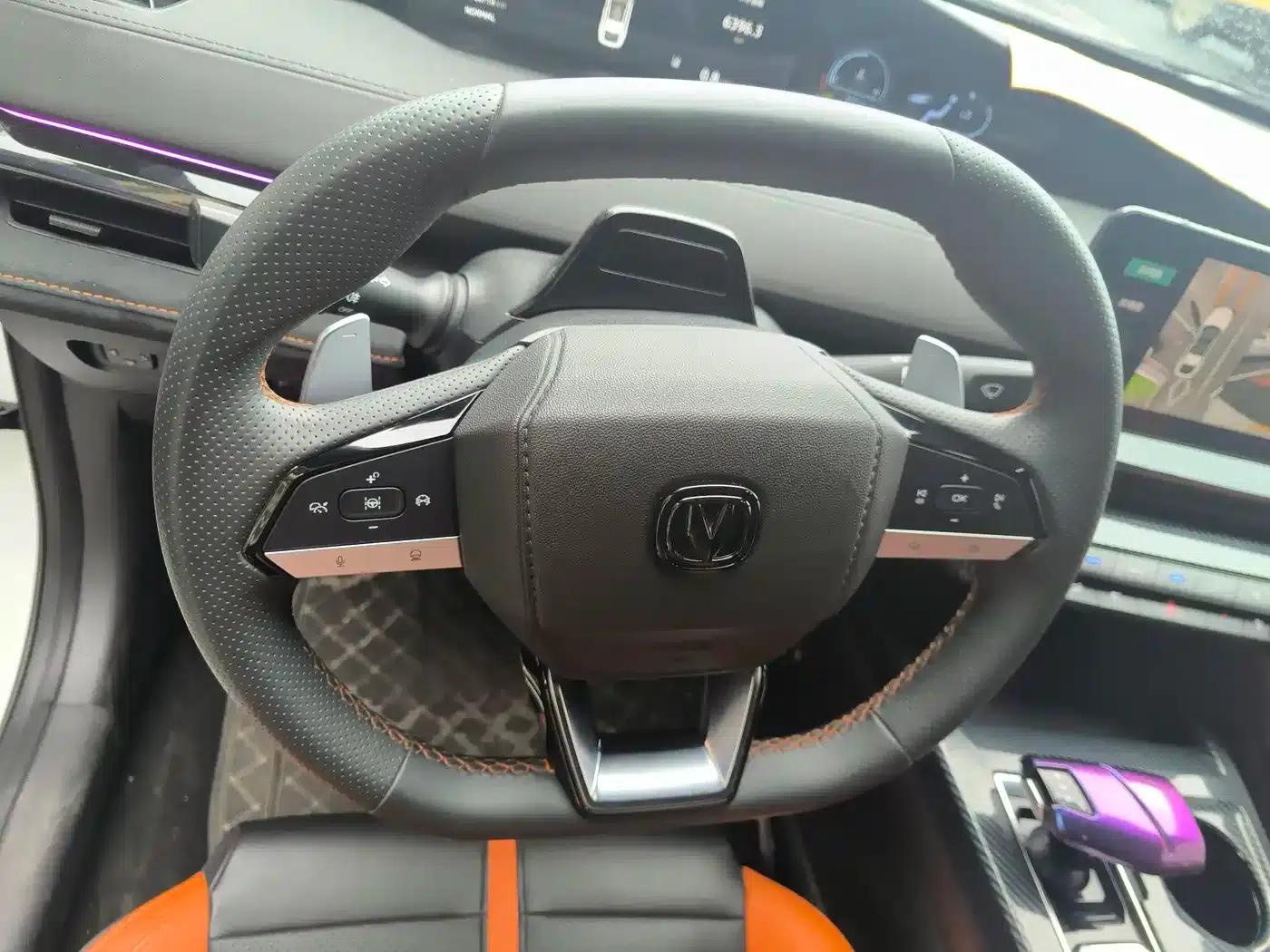 Changan UNI-V 2024 1.5T Premium Sport — миниатюра 5