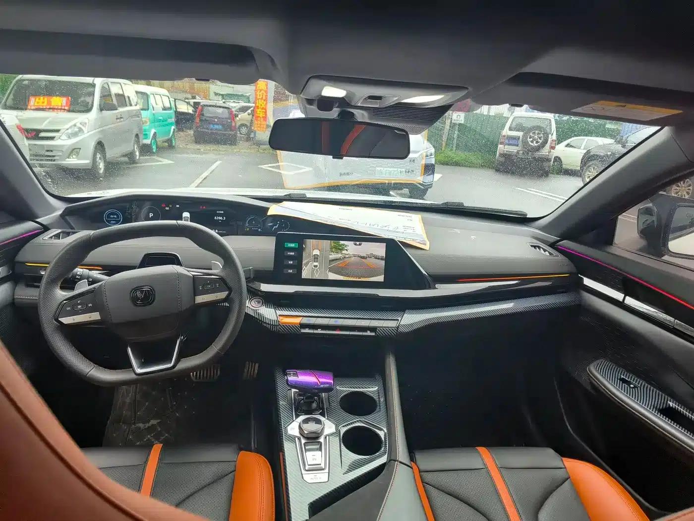 Changan UNI-V 2024 1.5T Premium Sport — миниатюра 10