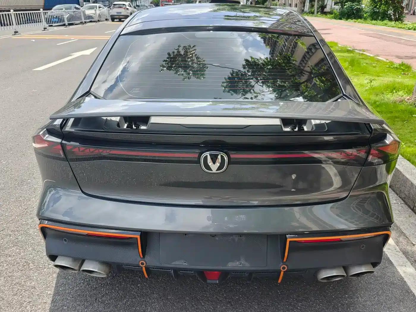 Changan UNI-V 2022 1.5T Sport Edition — миниатюра 11