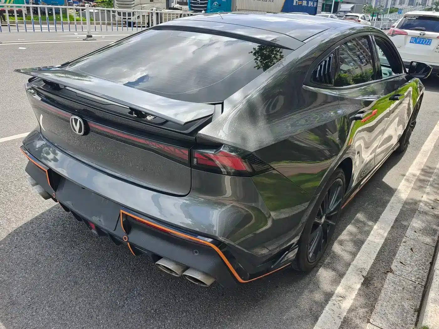 Changan UNI-V 2022 1.5T Sport Edition — миниатюра 12