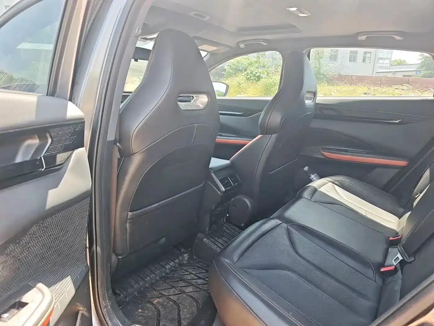 Changan UNI-V 2023 1.5T Premium Edition — миниатюра 5